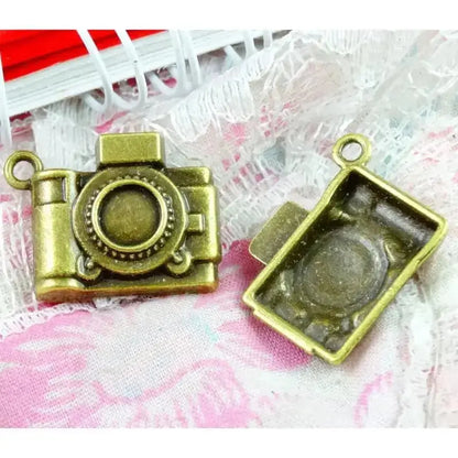 Unisex Camera Charm Pendant - Stylish Photography - Inspired Jewelry - Xandu Limited