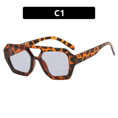 Women's Oversized Leopard Frame Sunglasses – Trendy, Bold, Iconic Look - Xandu Limited