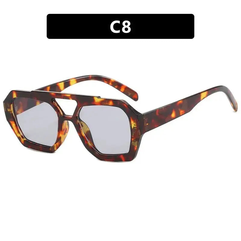 Women's Oversized Leopard Frame Sunglasses – Trendy, Bold, Iconic Look - Xandu Limited