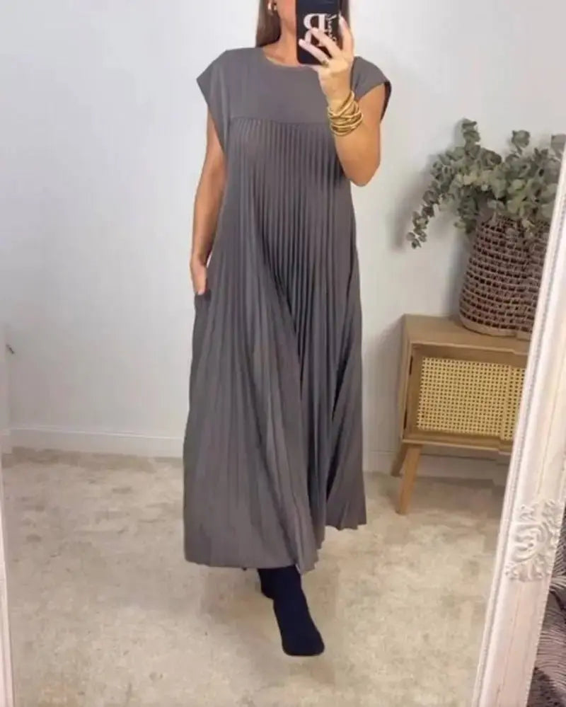 Women's Short Sleeve Pleated Long Dress - Xandu Limited