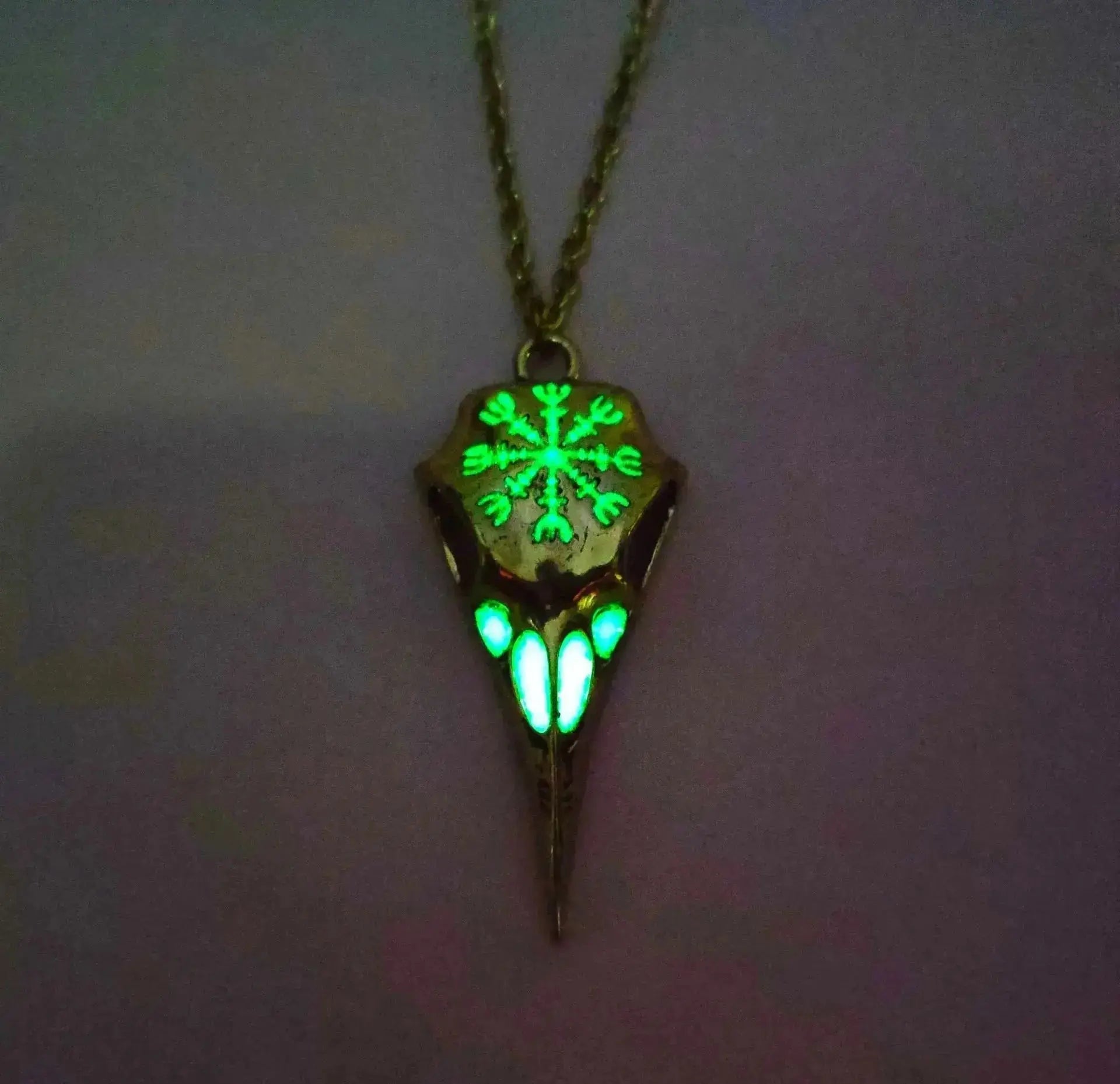 Luminous Necklace - Glow - in - the - Dark Stylish Jewelry for Any Occasion - Xandu Limited