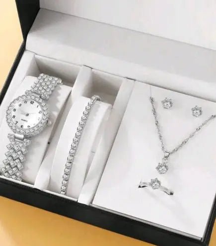 Luxury Diamond Women's Watch - Rhinestone Quartz Bracelet Wrist Watch - Xandu Limited